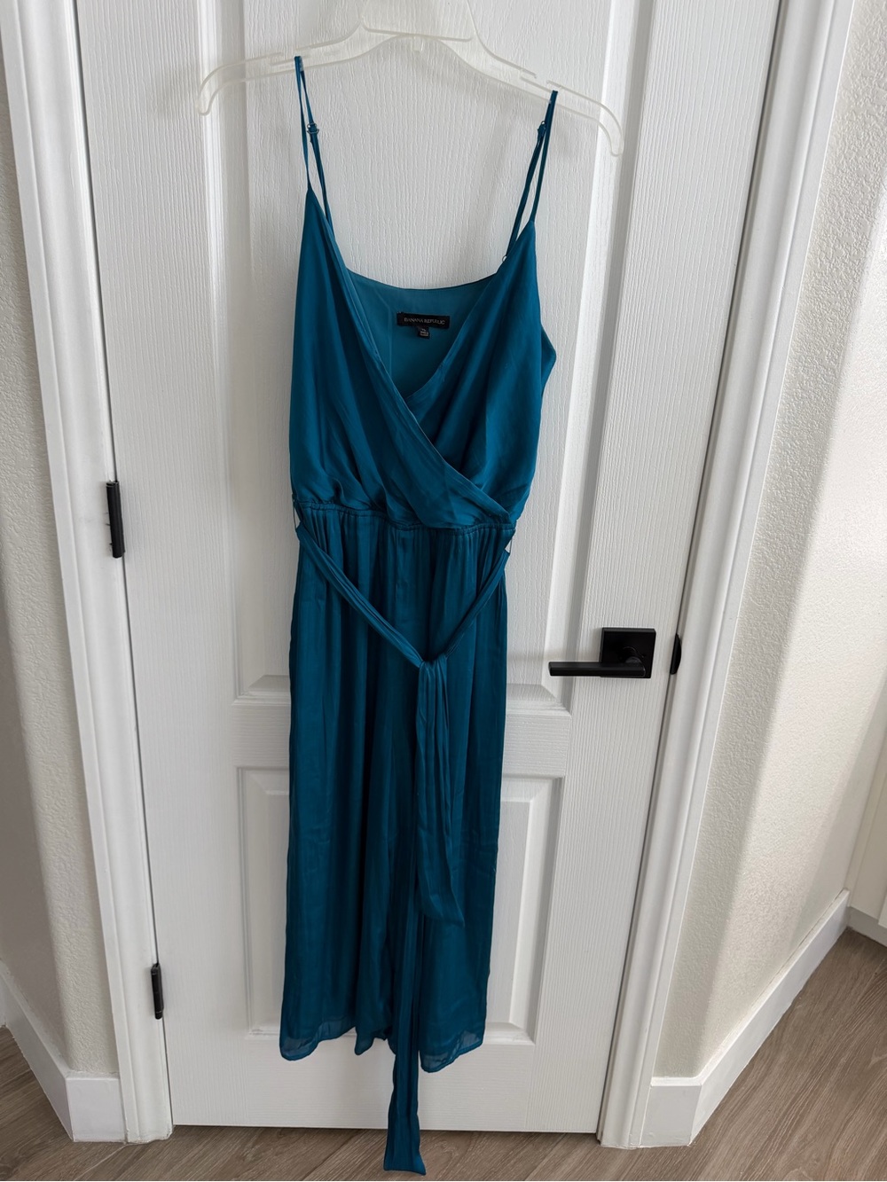 Banana Republic Teal capri jumpsuit with Waist Tie